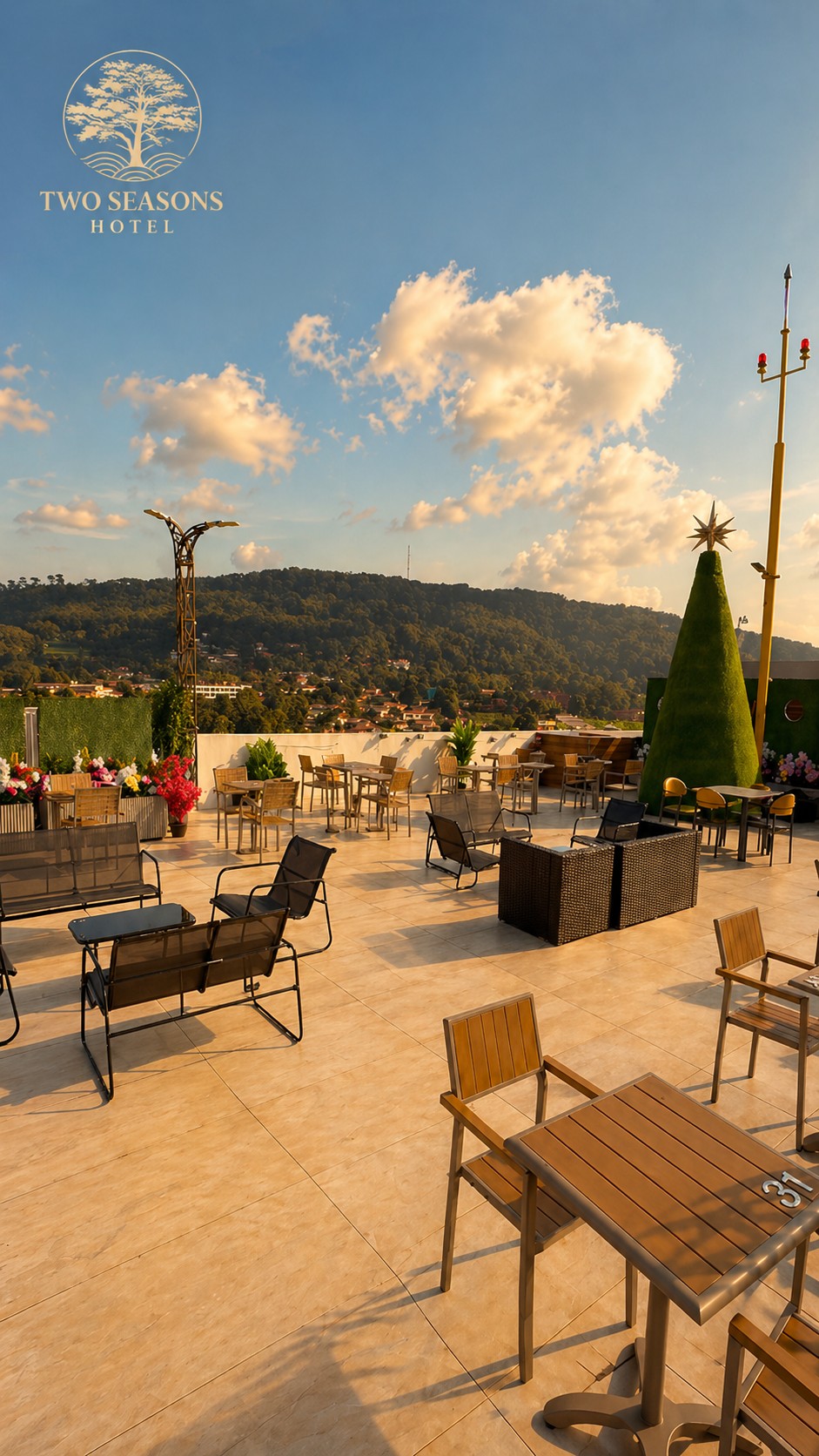 Vue sur les collines centrafricaines depuis Two Seasons Hotel